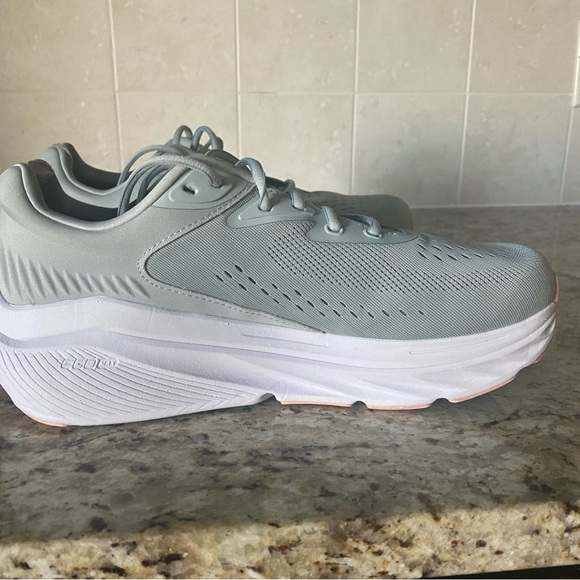 WOMEN'S VIA OLYMPUS 2 - Grey/Salmon Size 11 - Picture 3 of 8